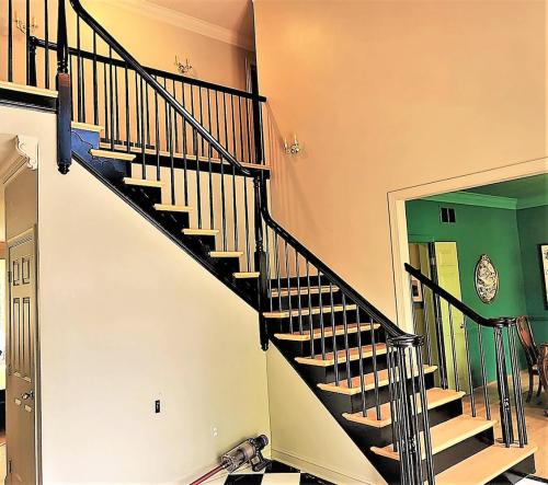 Wayne Stairway & Foyer After